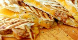 Quesadillas with homemade guacamole sauce